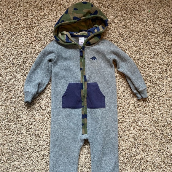 Carter’s one piece outfit - Picture 2 of 4